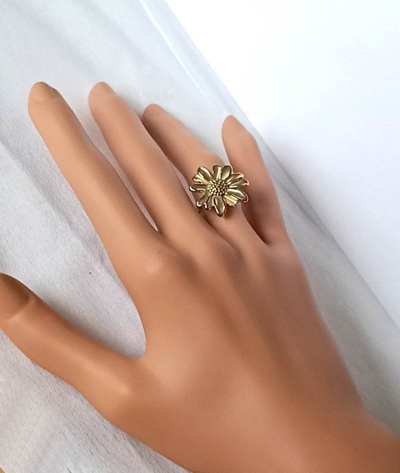 Bague-acier-ajustable-Pendentif-fleur-doré