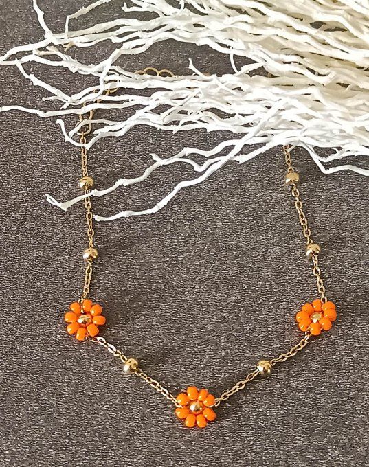 Bracelet-acier-chaine-maillon-fleur-orange-dore