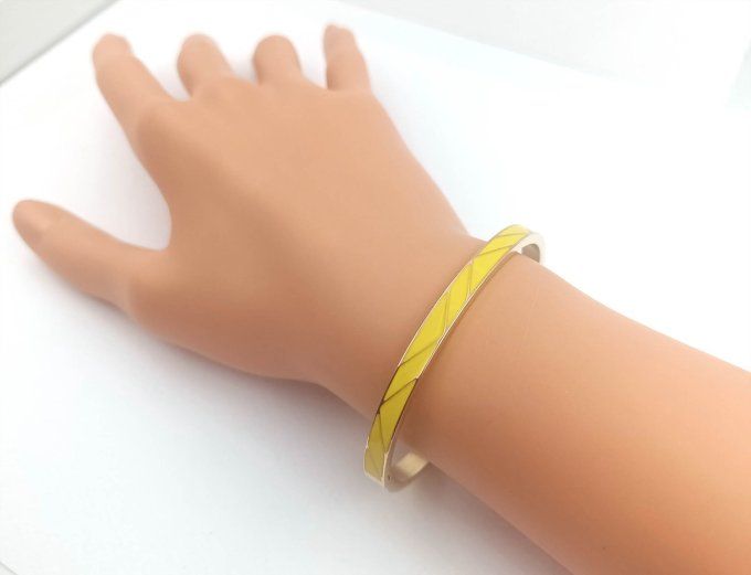 bracelet-jonc-ferme-manchette-georgette-acier-ferme-colore-emaille-jaune