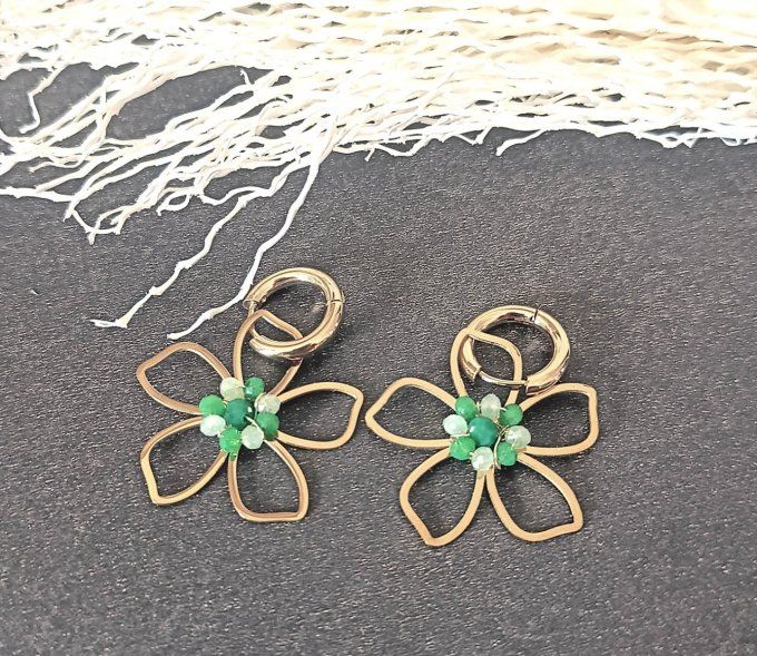 Boucles-oreilles-acier-minicreole-mini-creole-fleur-perles-tricot-vert