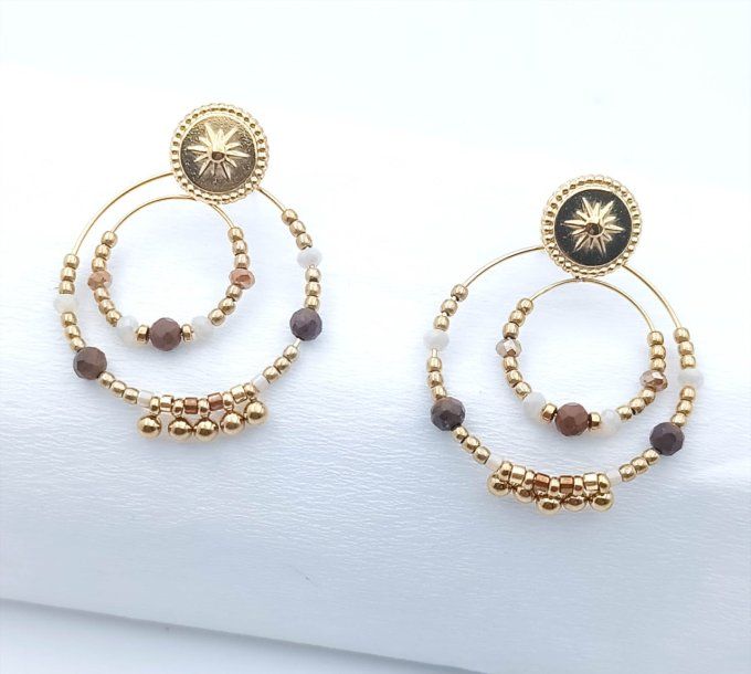 boucles-oreilles-acier-anneaux-ronds-perles-enfiles-marron