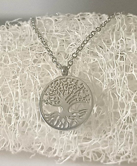 collier-arbredevie-arbre-famille-symbole